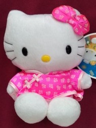 （旗袍）Hello Kitty 公仔 （16cm高）     女