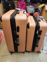 全新行李箱，29吋，可以加大，密碼鎖，飛機輪，板橋江子翠捷運站五號出口自取特價29吋1280元，25吋1180元，不議價