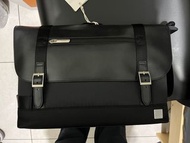 moshi  Carta 筆電郵差包