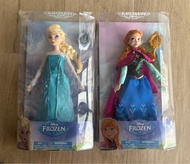 Elsa & Anna 公仔