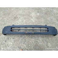 Front & rear bumper, toyota hiace LH113/LH112/LH102. Original japan