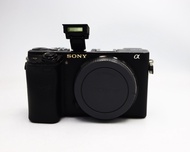 Sony A6300 เพื่อจับภาพสัญญาณรบกวนต่ำด้วยช่วงความไวกว้างสูงสุด ISO 51200 การใช้ทองแดงนั้นเพิ่มความเร็