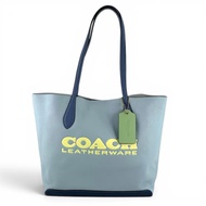 全新未使用 ▲ COACH CA097 Kia 撞顏色皮革圖案Logo手提包，淺藍色，女士款，附防塵袋