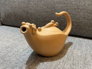 天仁茗茶龍造型茶壺