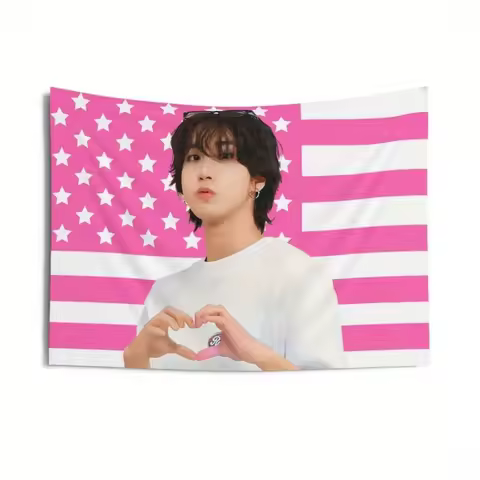 1pc Han Jisung "Finger Heart" Tapestry - Pink American Flag Design with Young Man Making Heart Gestu