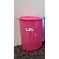 One Touch tupperware 1.25L