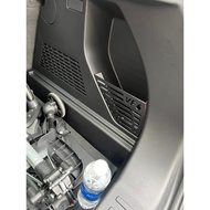 Vf6 trunk compartment guard