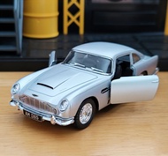 โมเดลรถเหล็ก 1963 Aston Martin BD5 Scale 1:38 รถโบราณ ประตูเปิดได้
