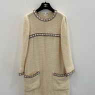 ❤️ CHANEL 米色經典優雅連衣裙