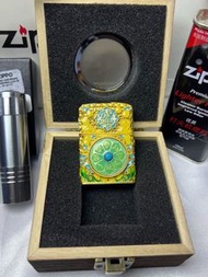Zippo日進斗金 八方嚟財 火水打火機 金色琺琅彩工藝 精美算盤裝飾 背面帶可旋轉轉盤 Zippo   算盤珠子可滑動 夜光效果