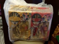 Bandai 未來戰隊人型set