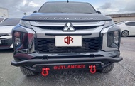 กันชนหน้าเสริมโร้ค - Rogue front bumper กันชนหน้าเสริม OUTLANDER4x4 เน้นความเรียบและความแข็งแรง ปกป้องรถจากกระแทกด้านหน้าช่วงขอบล่าง กันชนเหล็ก4x4