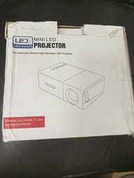 全新投影機LED PROJECTOR