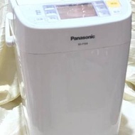 PANASONIC 樂聲牌SD-P104 麵包機
