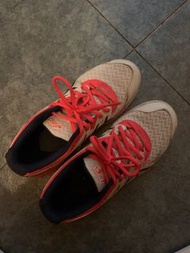 asics 排球鞋