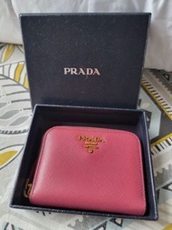 Prada 銀包