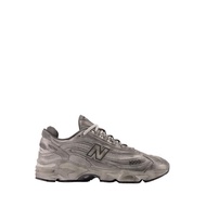 1,000 Unisex Sneakers-Silver 8F2E
