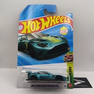 HotWheels Aston Martin vantage GT3