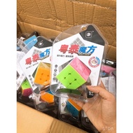 Beautiful 3x3 RUBIK with table stand