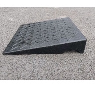 Slope bridge 10cm high (47cm wide, 47cm long)