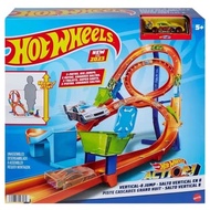 Mattel HMB15 Hot Wheels Track Set With 1 Hot Wheels Car, Tall Figure-8 Track for Race and Stunting
