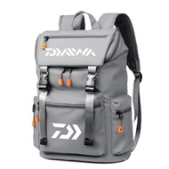 【In stock】Daiwa fishing bag backpack multifunctional European knight special bag fishing rod fishing gear storage bag W2MD