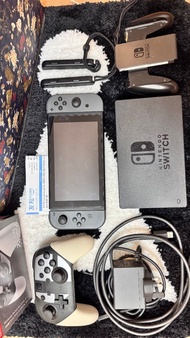 [全套原裝配件] 初版 細電Switch 可 軟改 大氣層 連 Switch Pro Controller 無原盒