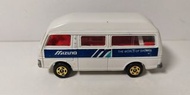 Tomy tomica 3 Nissan caravan highroof van 黑盒 mizuno
