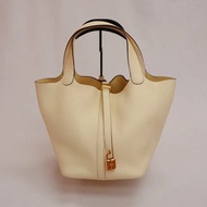 Hermes Picotin 22 P22 菜籃子手袋 奶油白