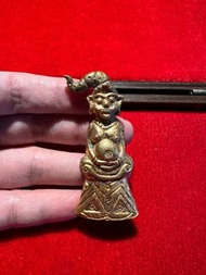 帕阿贊孔-獠牙 牛奶帕罌 / 咩Yak 帕罌(全新)