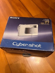 Sony Cybershot  DSC T7 card size camera