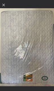 全新雅蘭床褥(不議價)