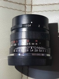 七工匠 35mm f/1.4 鏡頭