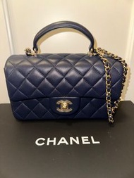 Chanel mini flap with handle/ Chanel classic flap/ Chanel mini CF