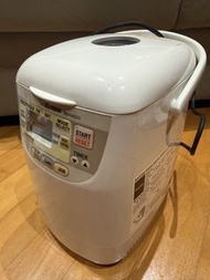ZOJIRUSHI 象印 麵包機 BB-HAQ10 型號