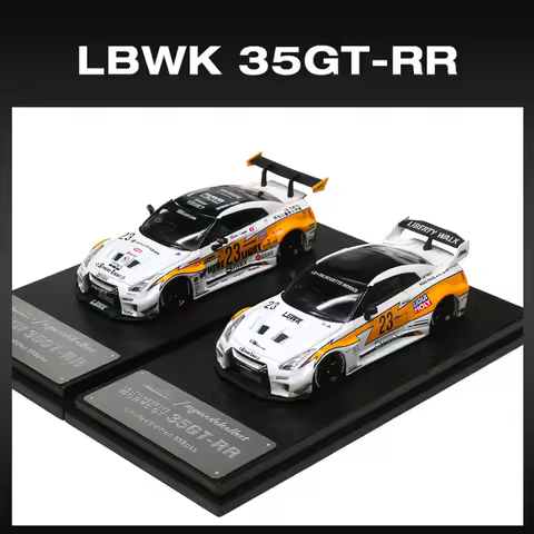 MC In Stock 1:64 LBWK GTR R35 White Flash 23 1.5 3.0 35GT-RR Diecast Diorama Car Model Collection To