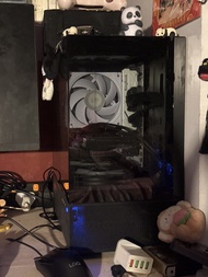 砌機連 RTX 5060Ti 顯示卡