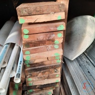 Kayu Papan 3 x 20 Balok Meranti Campuran