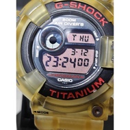 G-Shock Frogman DW-8200NT-4 Red Face ♥️ Titanium Japan Used