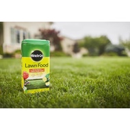 Miracle-Gro Lawn Food Water Soluble Lawn Fertilizer Miracle Gro (5 lbs) 2.26kg (USA)