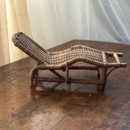 50596- 迷人法國古董實木迷你躺椅