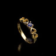 แหวนไพลินแท้ (ฺฺBlue Sapphire) ตัวเรือนเงินแท้ 92.5 % ชุบทอง พลอยสีน้ำเงินกำมะหยี่ เนื้อใส จากประเทศไทย ไซด์นิ้ว 56 หรือเบอร์ 7.5 US.