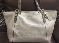 Tas Merk COACH - ORIGINAL - preloved