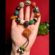 FANHAILIANYIN | Decorative Tibetan Bottle Amulet Car Ornament for Men and Women