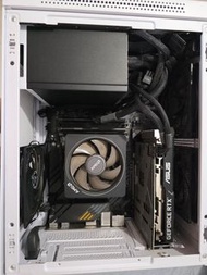 ASUS RTX 顯示卡 + AMD CPU 電腦主機