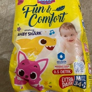 Newborn baby Diapers Adhesive Unit model Happy Shark Pants baby Toddler sweety sweet
