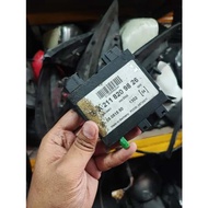 Mercedes Benz W211 Headlamp Headlight Lamp Level Control Module Unit ECU