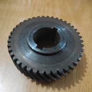 MESIN Helical Gear ️ Diameter 58.3mm • Dm Hole 20mm • Dm Middle Circle 16.6mm • Edge Thickness 13.55