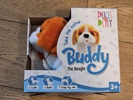 Pugs at Play - Buddy The Beagle 玩具狗 Walking dog