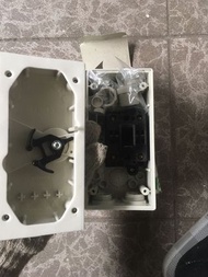 Schneider Kavacha 天甲 440V 35A雙極曲架掣 IP66 WHD35 GY